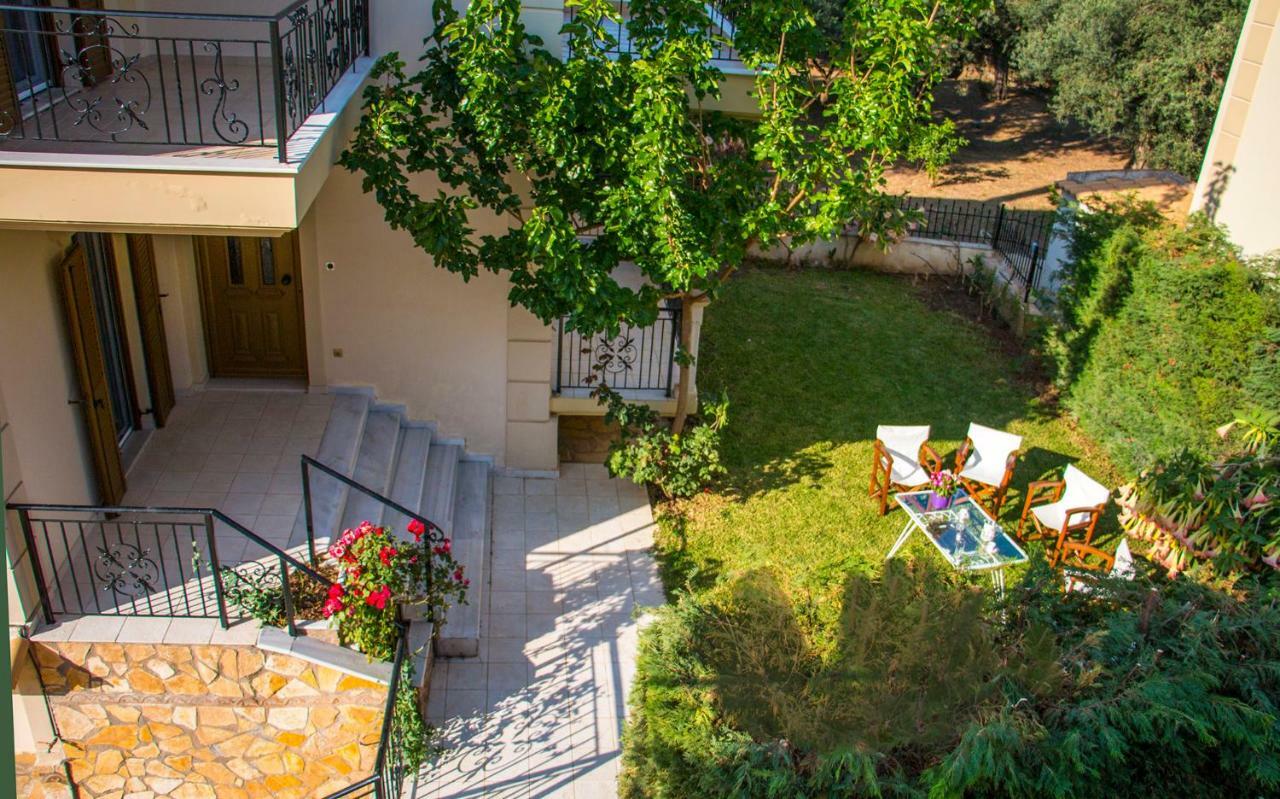Maison Fleurs Диакоптон Экстерьер фото